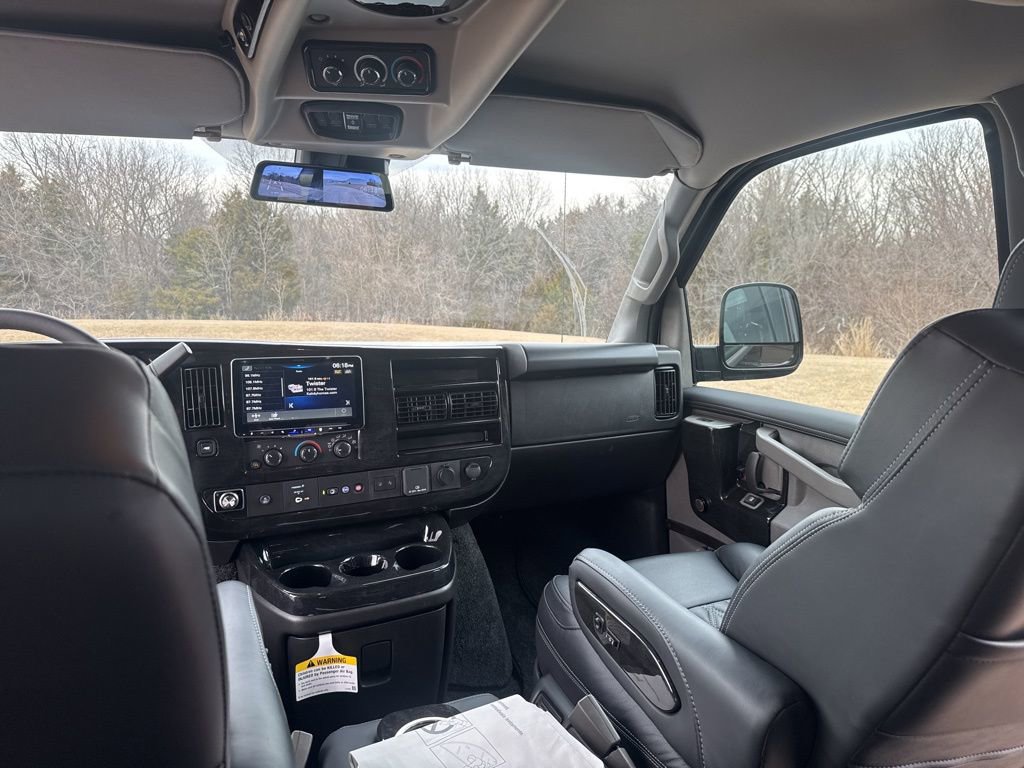 New 2025 GMC Savana 2500 Extended w/ Driver Convenience Package image 57