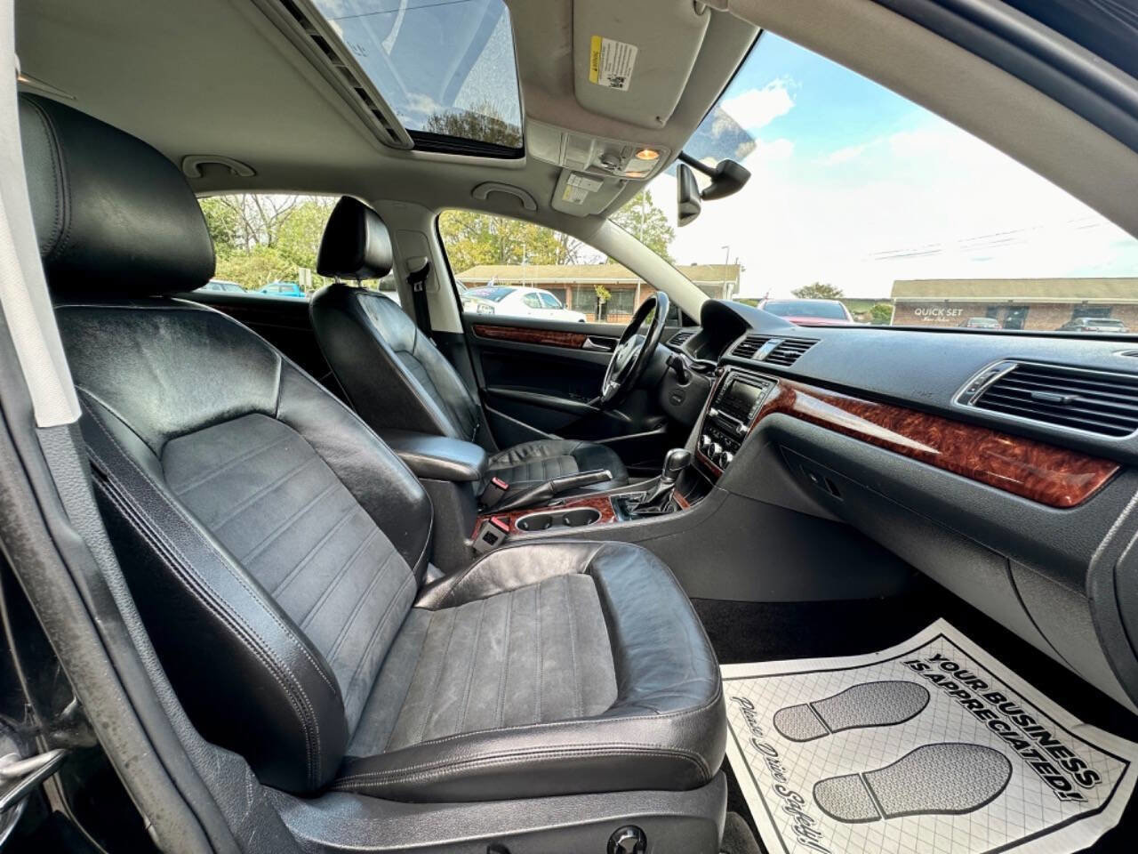 Used 2013 Volkswagen Passat 2.5 SEL Premium image 18