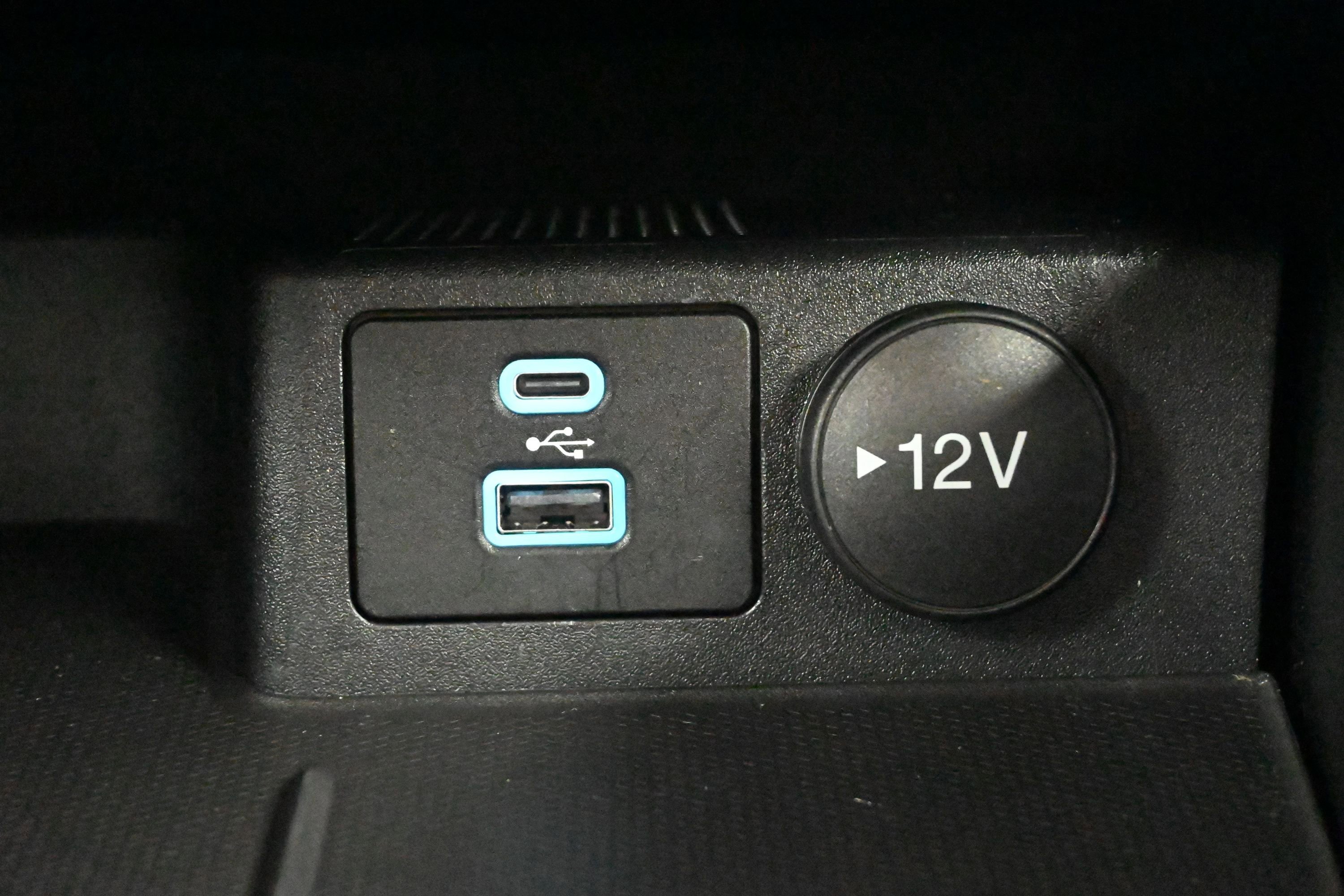 Used 2022 Ford Escape SEL FWD image 19