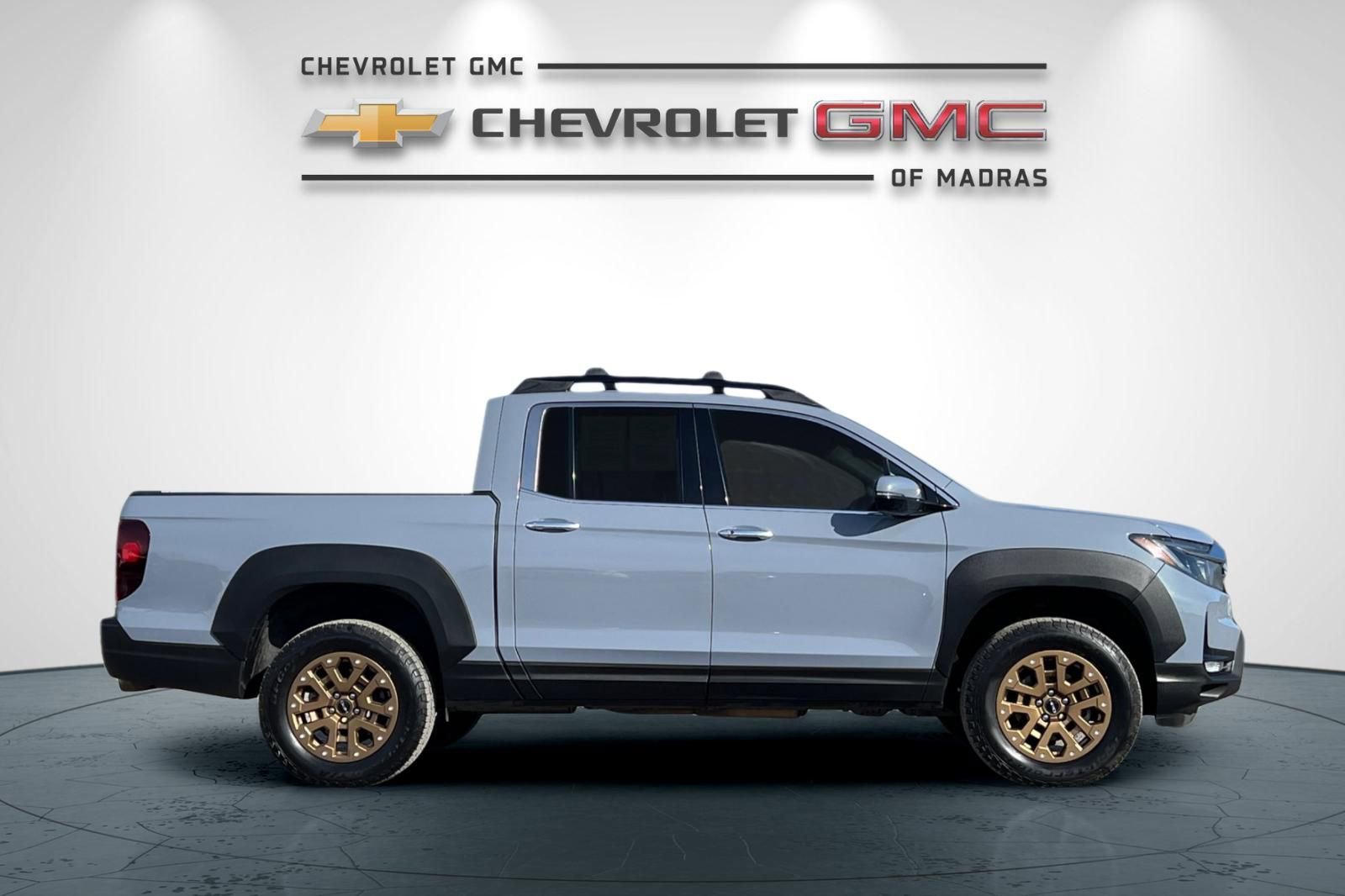 Used 2022 Honda Ridgeline RTL-E image 2