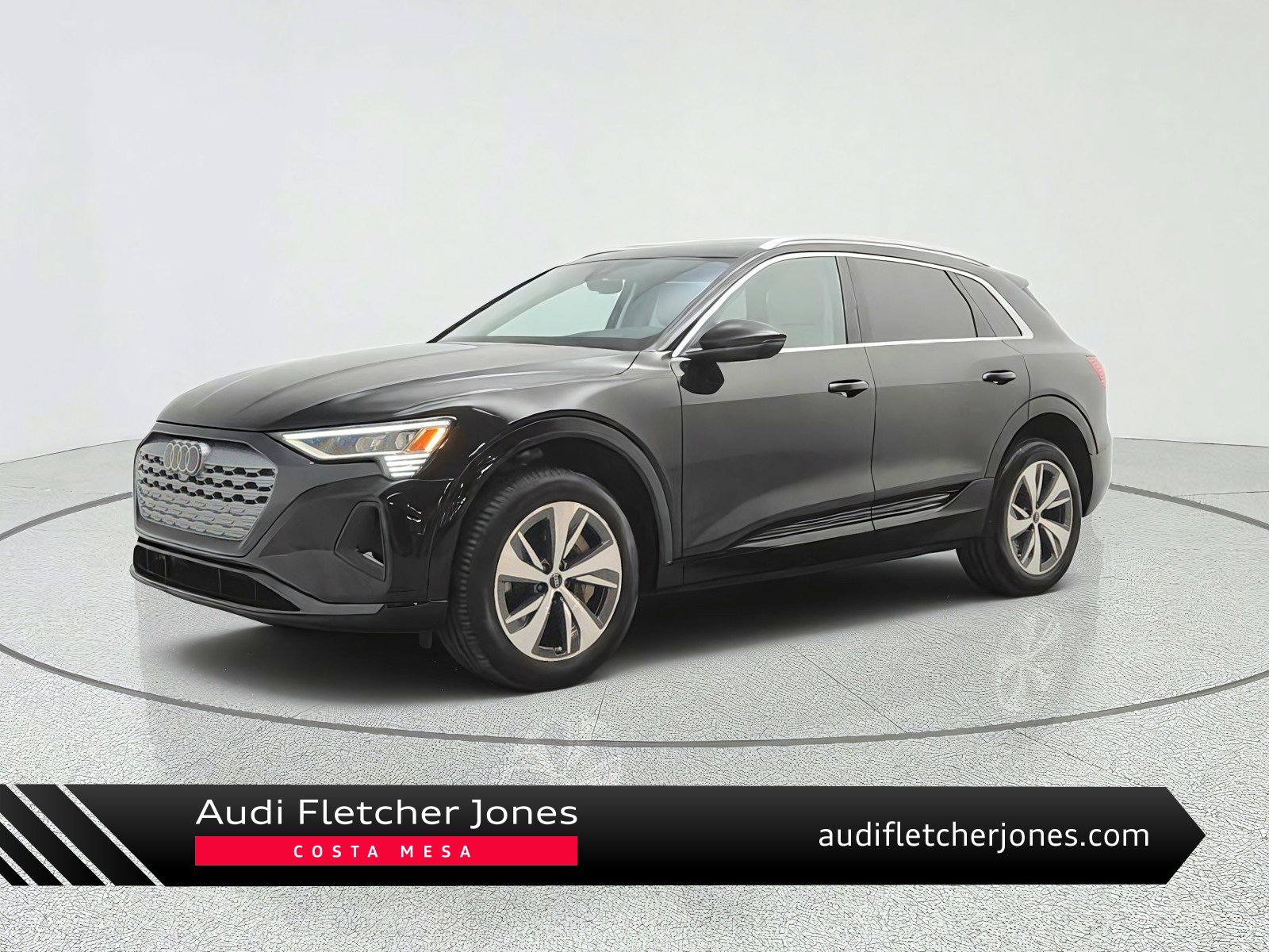 Used 2024 Audi Q8 e-tron Premium Plus w/ Premium Plus Package