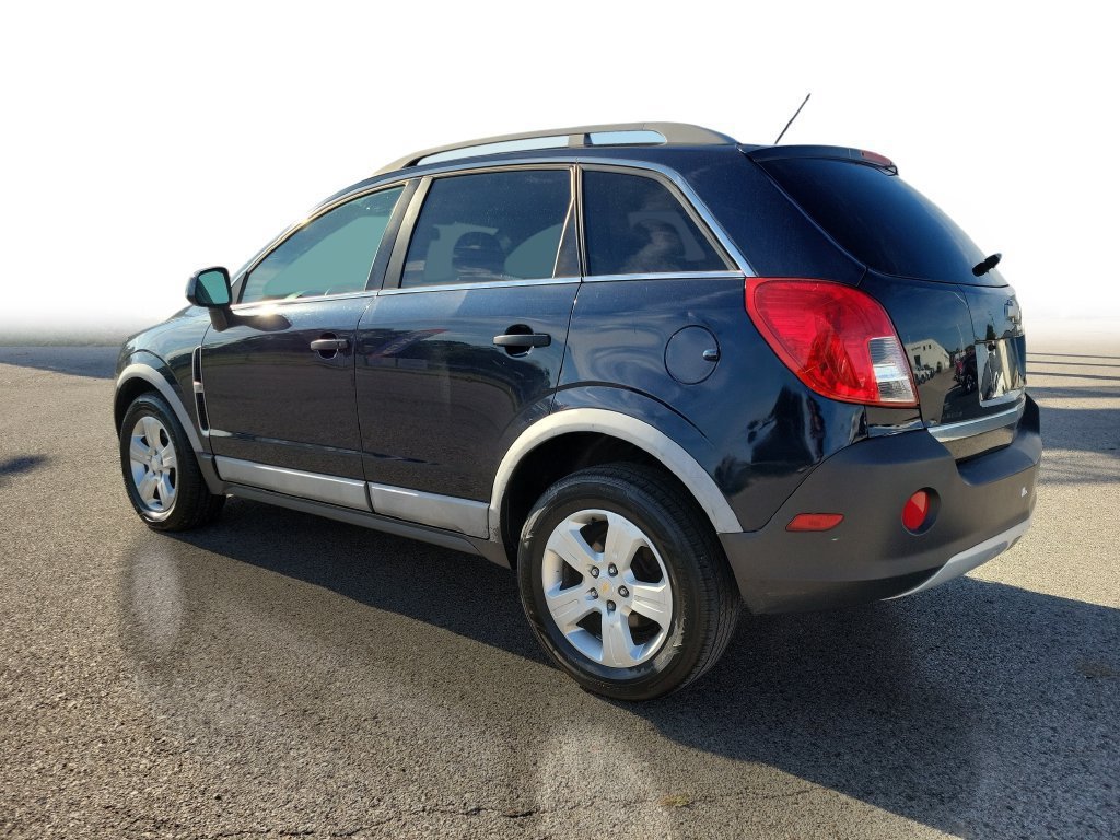 Used 2014 Chevrolet Captiva Sport LS FWD image 3
