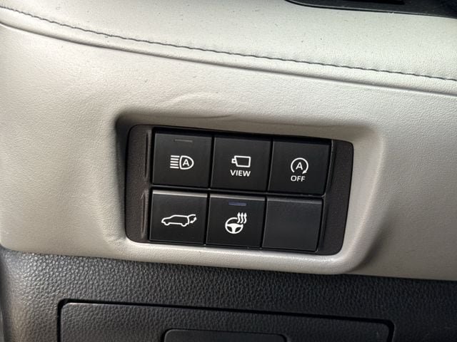 Used 2024 Toyota Highlander Platinum AWD/4WD image 26