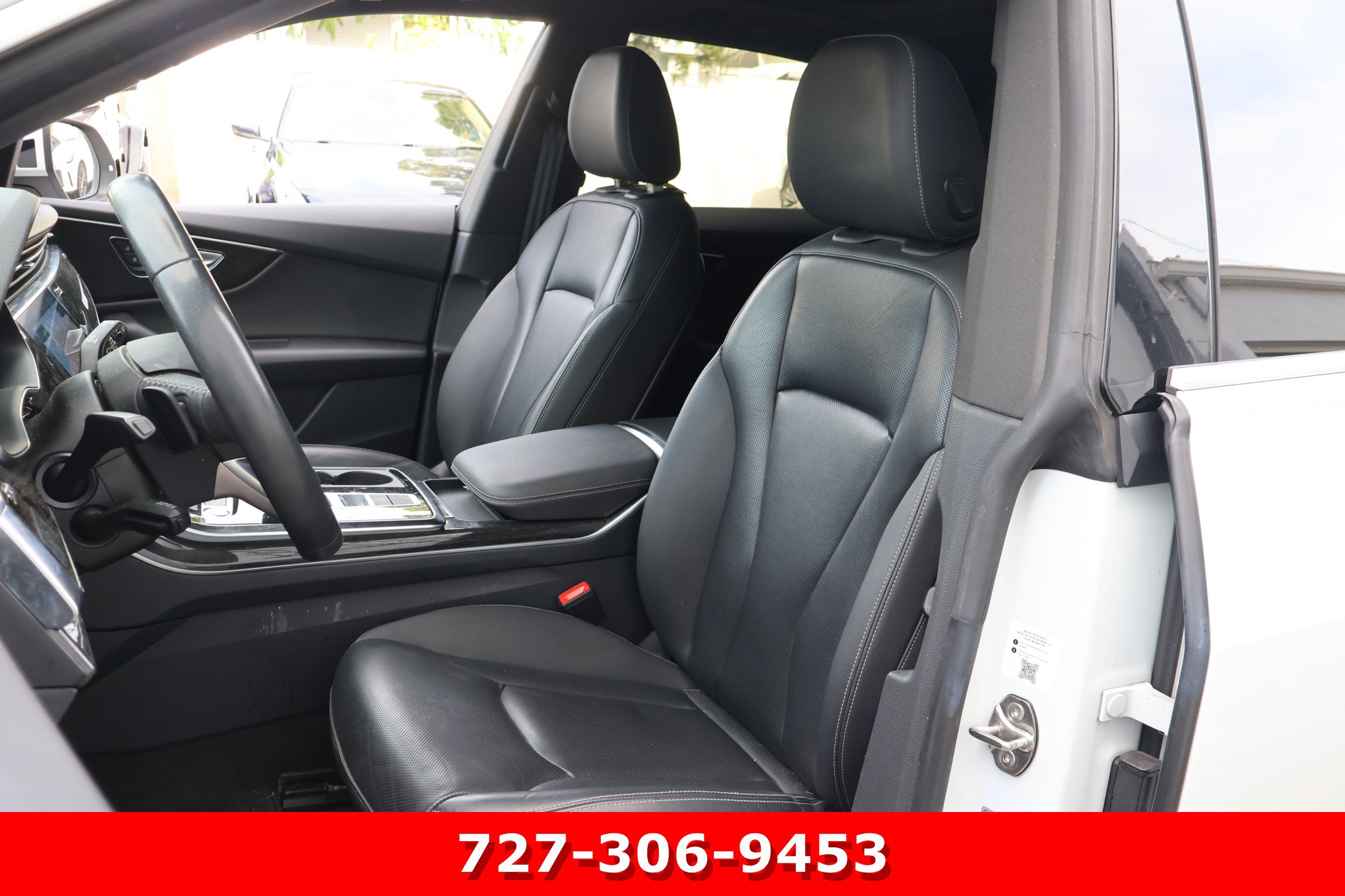 Used 2020 Audi Q8 Premium Plus AWD/4WD image 2