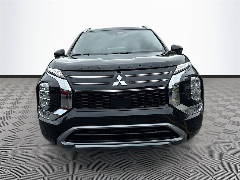 New 2025 Mitsubishi Outlander SEL image 2