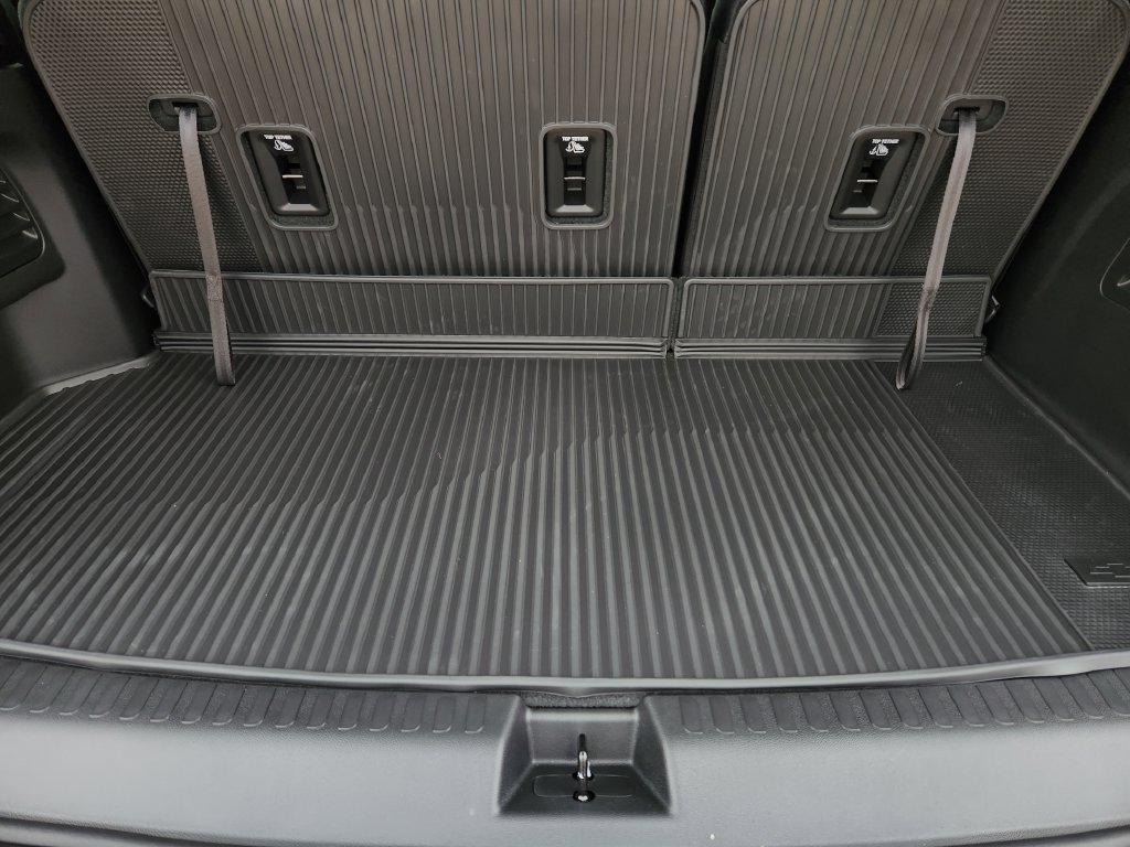 New 2026 Chevrolet Traverse LT w/ Midnight/Sport Edition FWD image 23