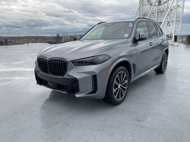 Used 2026 BMW X5 xDrive40i w/ M Sport Package image 4