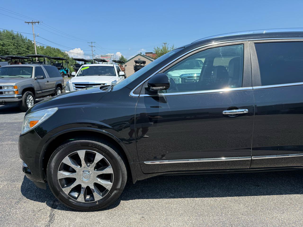 Used 2017 Buick Enclave Premium w/ Experience Buick Package AWD/4WD image 5