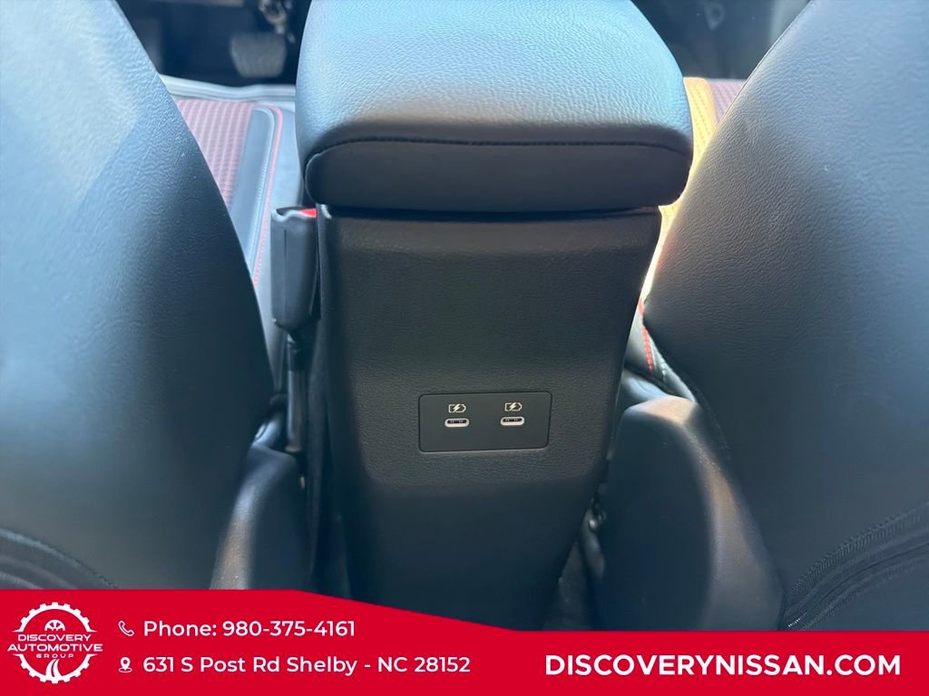 Certified 2025 Nissan Kicks SR image 30