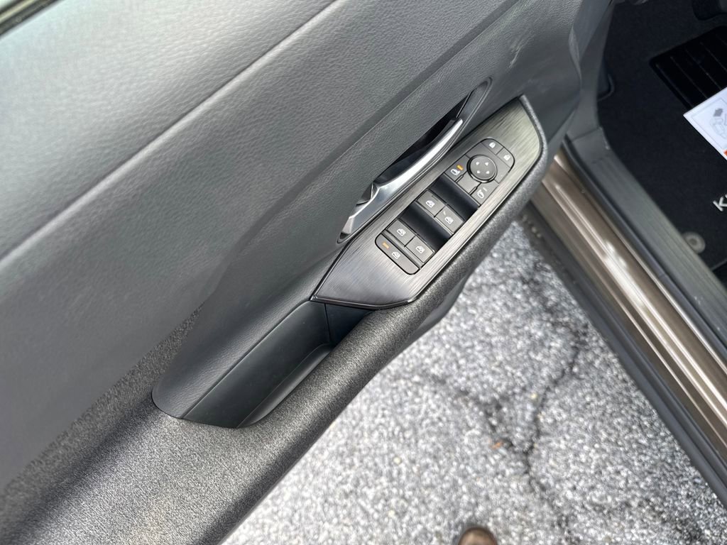 New 2026 Nissan Kicks SV w/ Cold Weather Package image 12