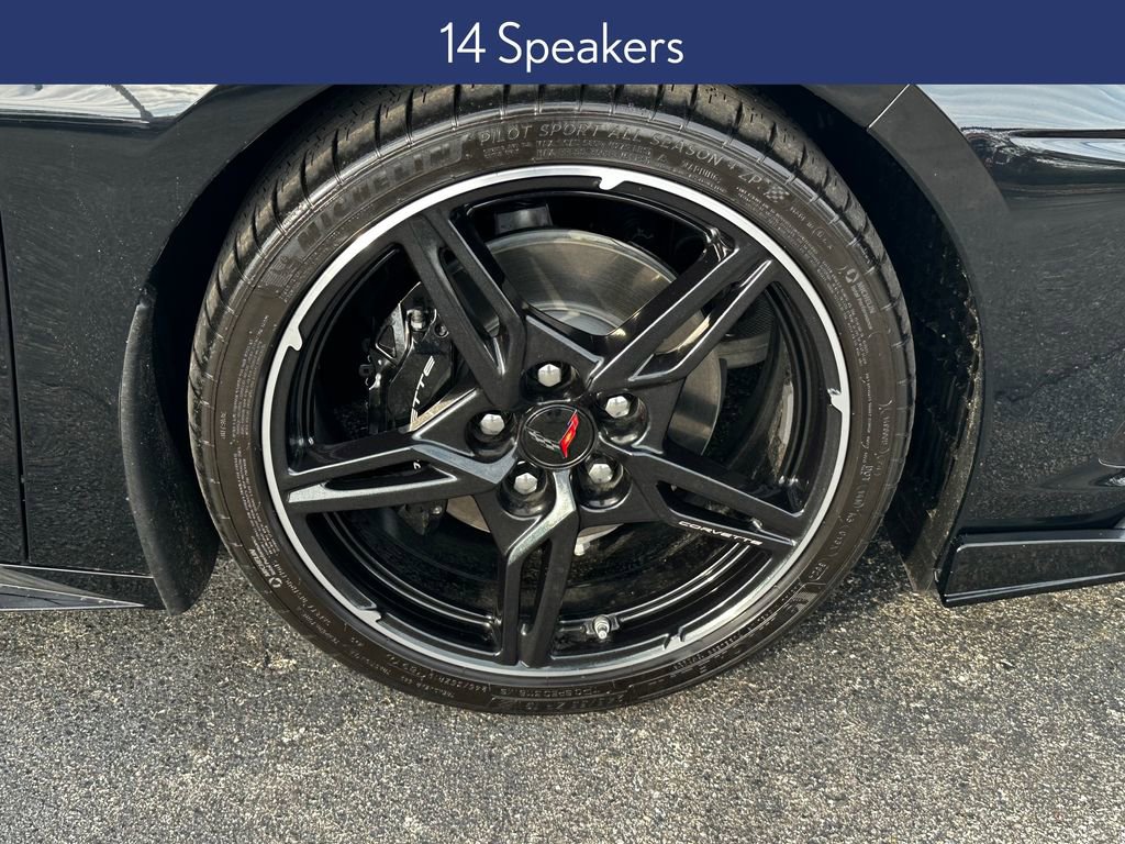 Used 2025 Chevrolet Corvette Stingray Preferred Cpe w/ 2LT image 16