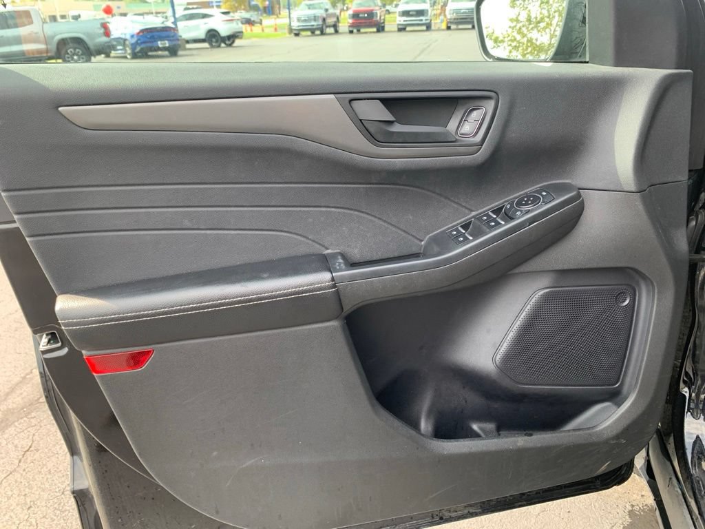 Used 2023 Ford Escape Active AWD/4WD image 33
