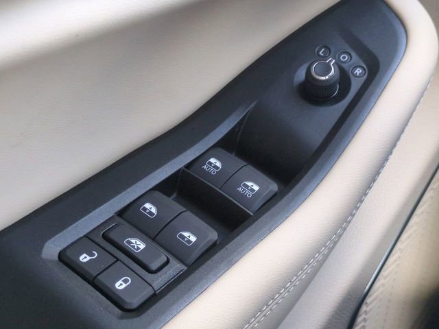 New 2026 Jeep Grand Cherokee L Limited w/ Luxury Tech Group II image 25