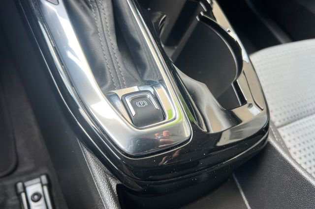 Used 2025 Chevrolet Trax LT w/ LT Convenience Package image 38