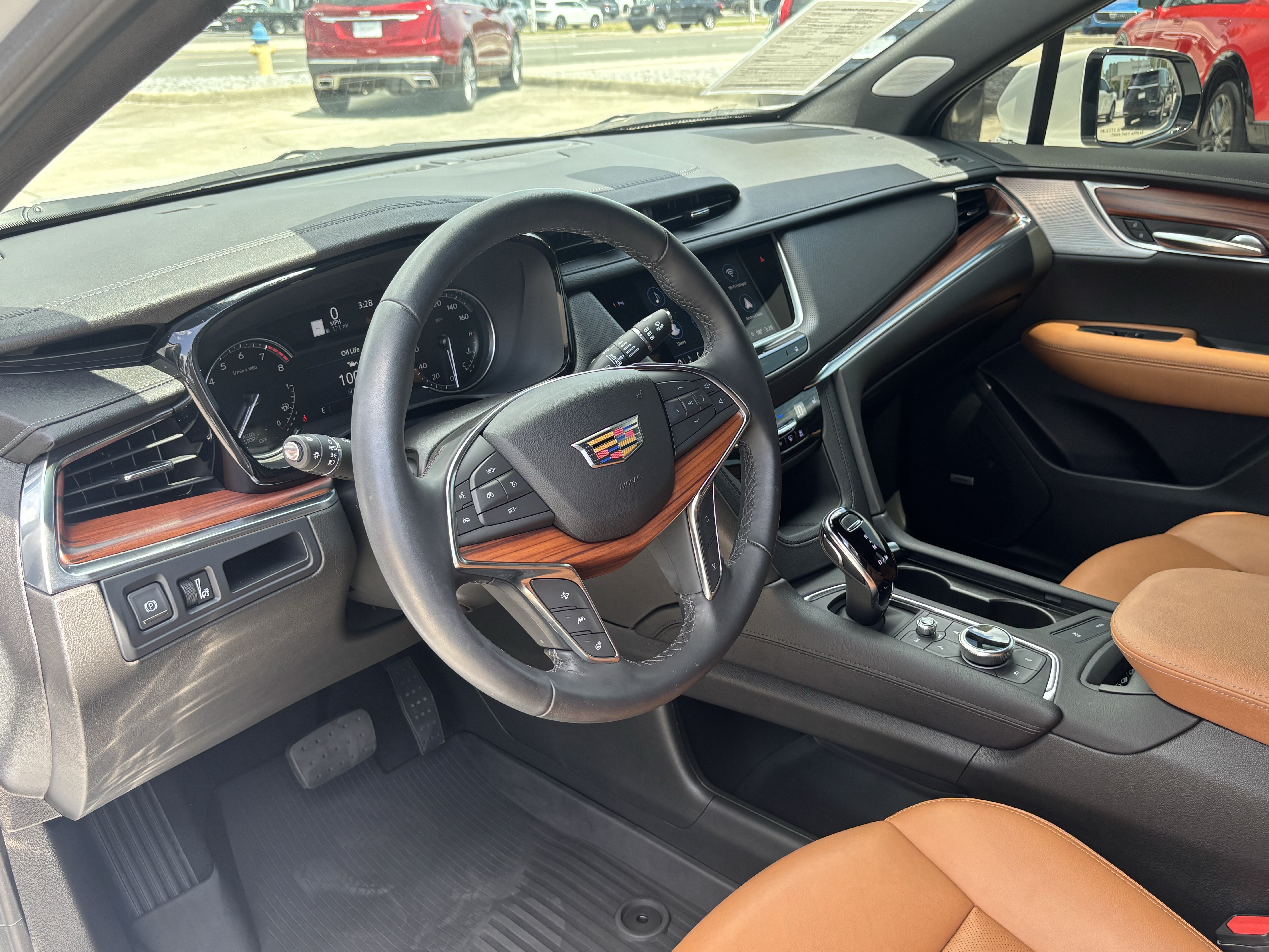 Certified 2024 Cadillac XT5 Premium Luxury w/ LPO, Floor Liner Package FWD image 20