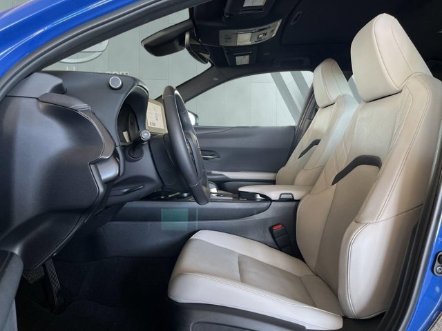 Certified 2025 Lexus UX 300h FWD image 9