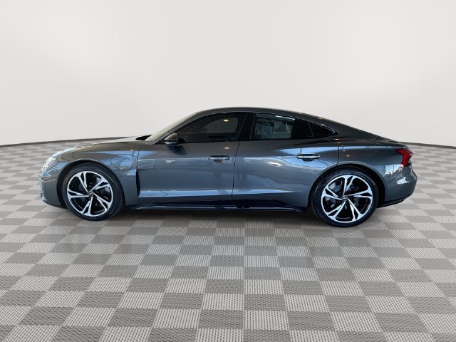 Used 2022 Audi e-tron GT Premium Plus AWD/4WD image 6