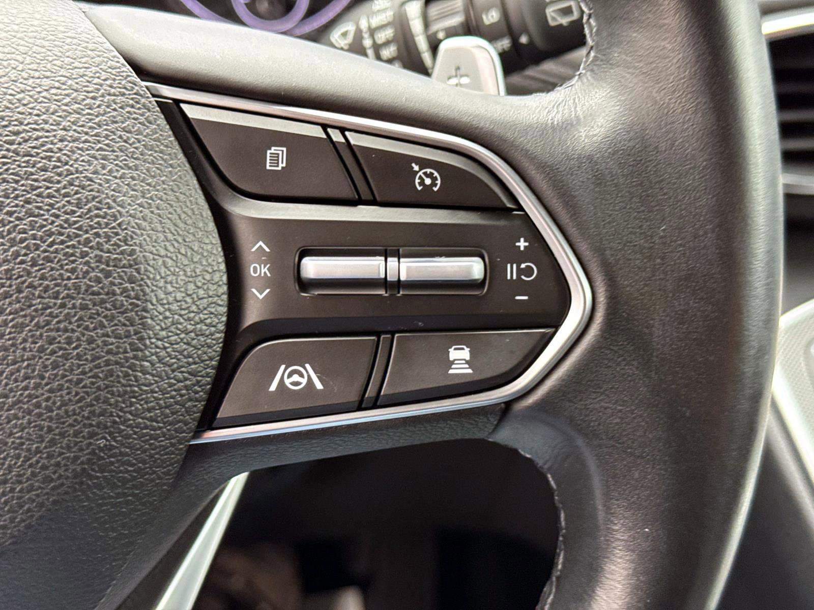 Used 2023 Hyundai Santa Fe SEL w/ Cargo Package image 18