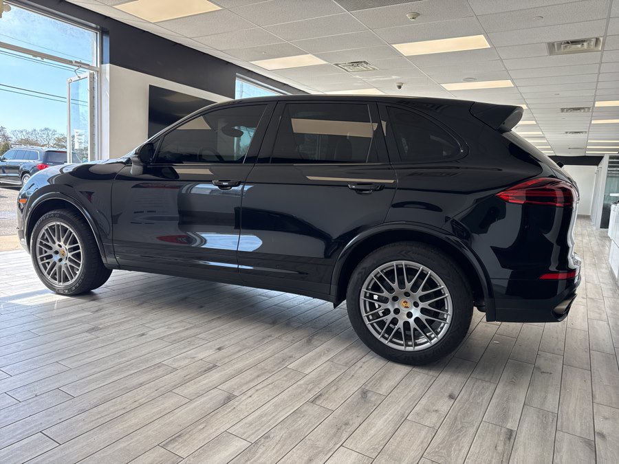 Used 2018 Porsche Cayenne Platinum Edition AWD/4WD image 6