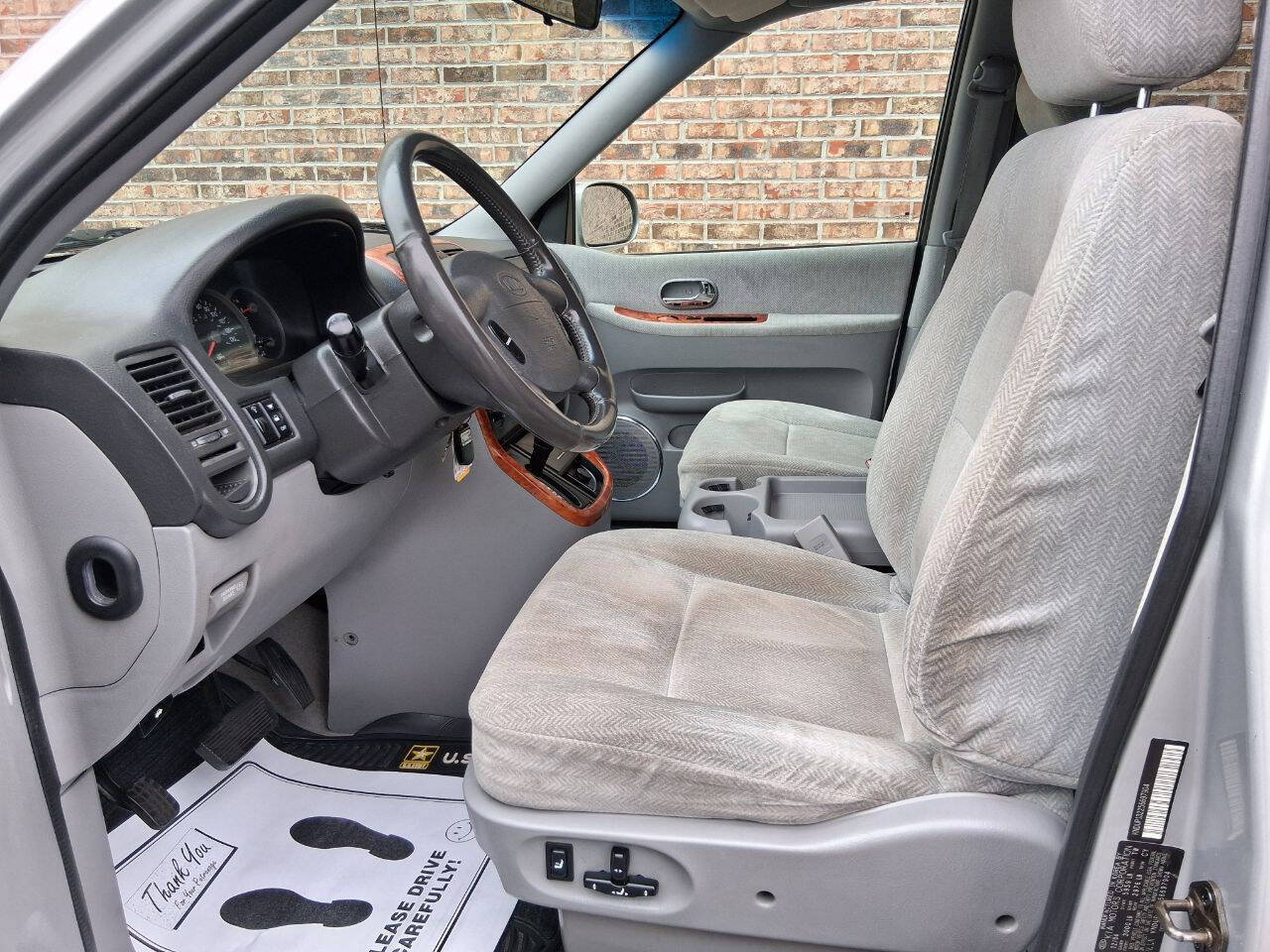 Used 2005 Kia Sedona EX FWD image 8