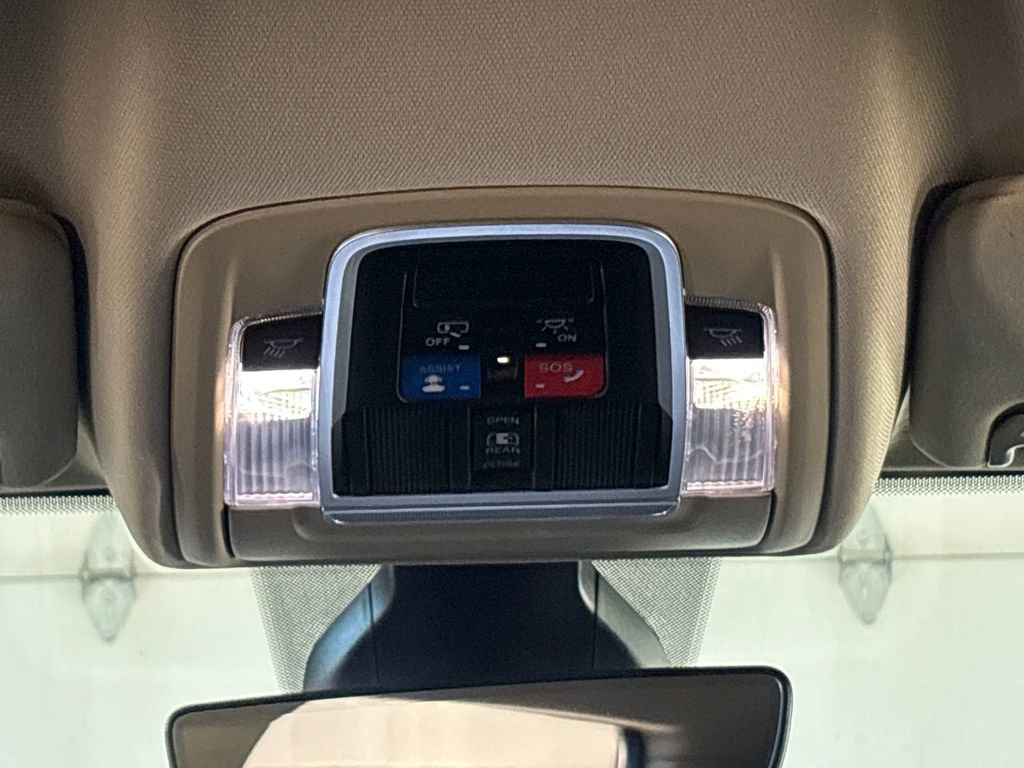 Used 2022 RAM 2500 Laramie w/ Chrome Appearance Group AWD/4WD image 48