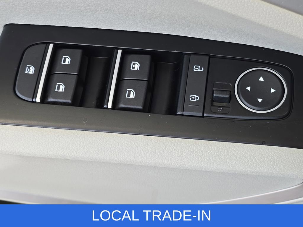 Used 2023 Kia Soul LX image 28