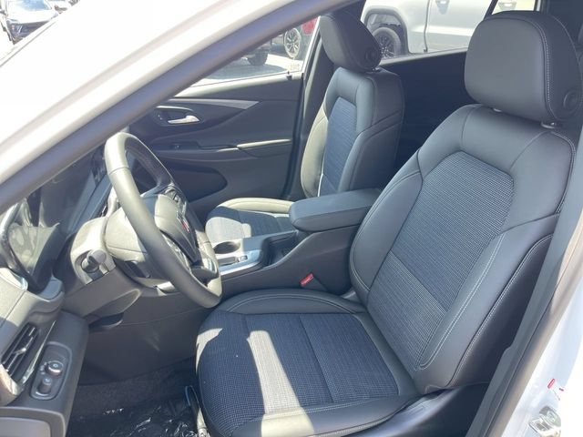 New 2026 Buick Envista Sport Touring w/ Convenience I Package FWD image 11