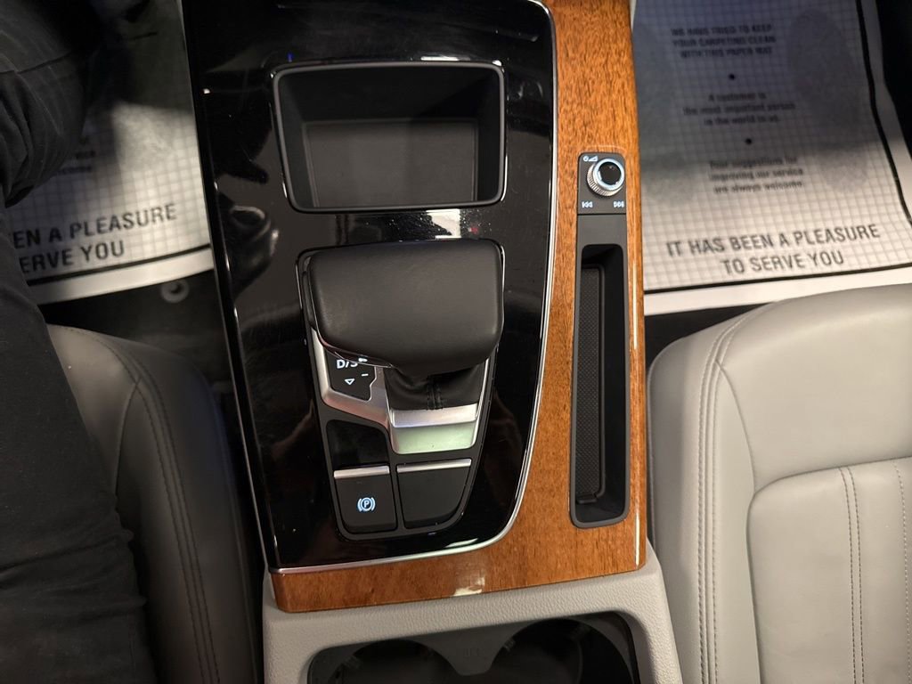 Used 2023 Audi Q5 2.0T Premium w/ Convenience Package image 28