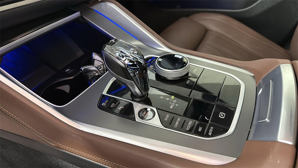Used 2022 BMW X6 xDrive40i w/ Executive Package image 39