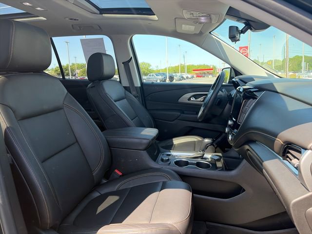 Used 2020 Chevrolet Traverse LT w/ LT Premium Package AWD/4WD image 13