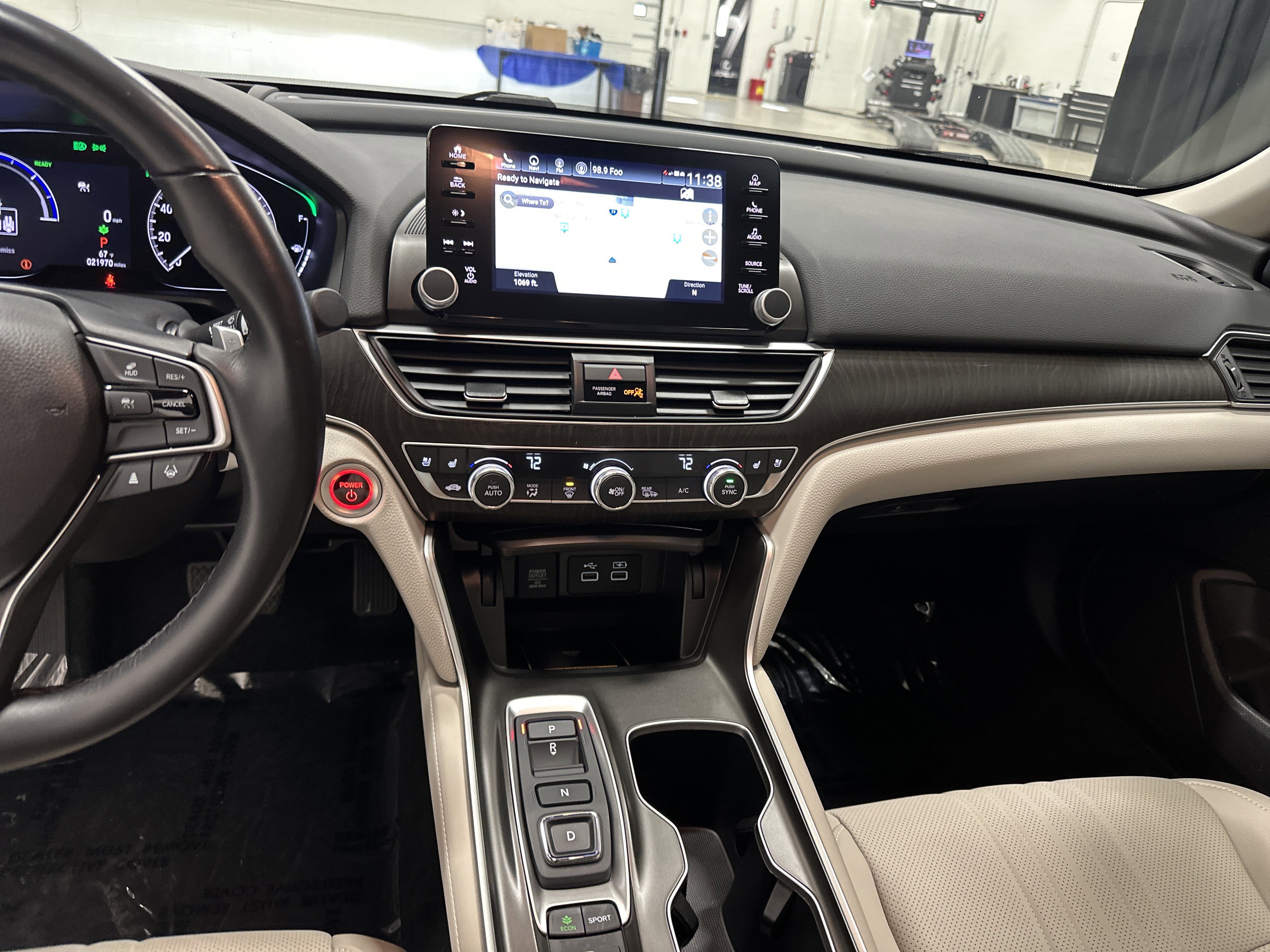 Used 2022 Honda Accord Touring image 30