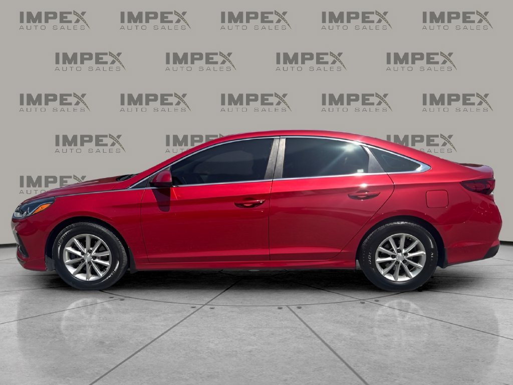 Used 2019 Hyundai Sonata SE FWD image 2