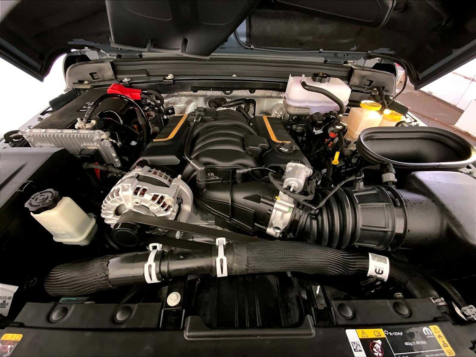 Used 2024 Jeep Wrangler Unlimited Rubicon 392 image 32