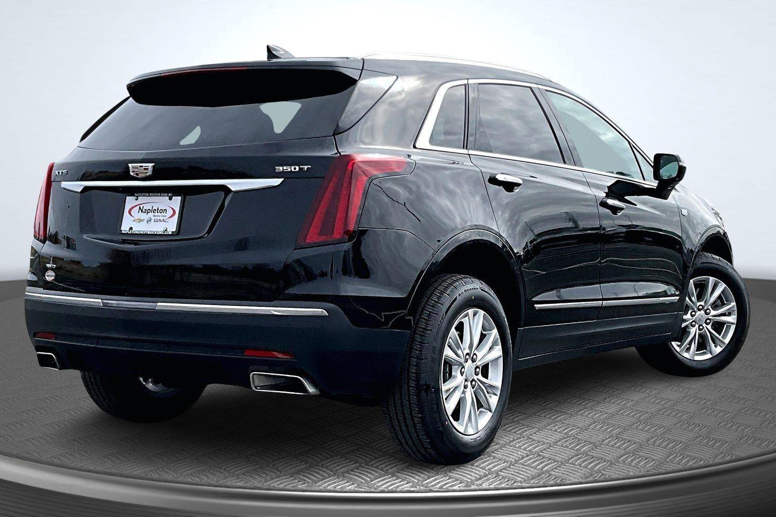 Used 2024 Cadillac XT5 Luxury w/ LPO, Floor Liner Package image 2