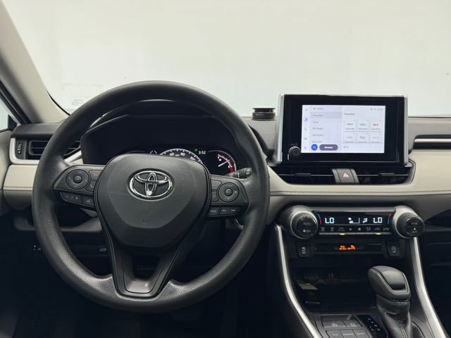 Used 2025 Toyota RAV4 XLE w/ Convenience Package FWD image 3