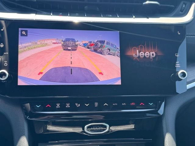 New 2027 Jeep Grand Cherokee Altitude AWD/4WD image 17