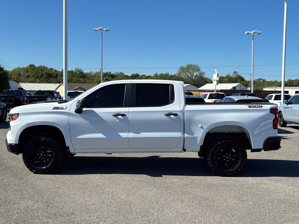 Used 2025 Chevrolet Silverado 1500 Custom Trail Boss AWD/4WD image 7
