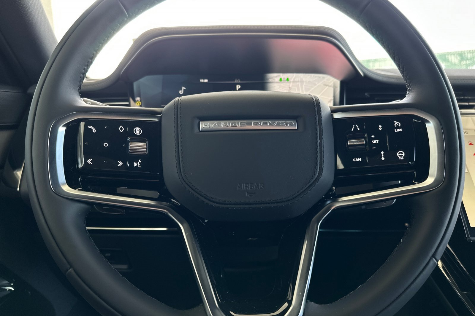 New 2025 Land Rover Range Rover Sport SE image 20