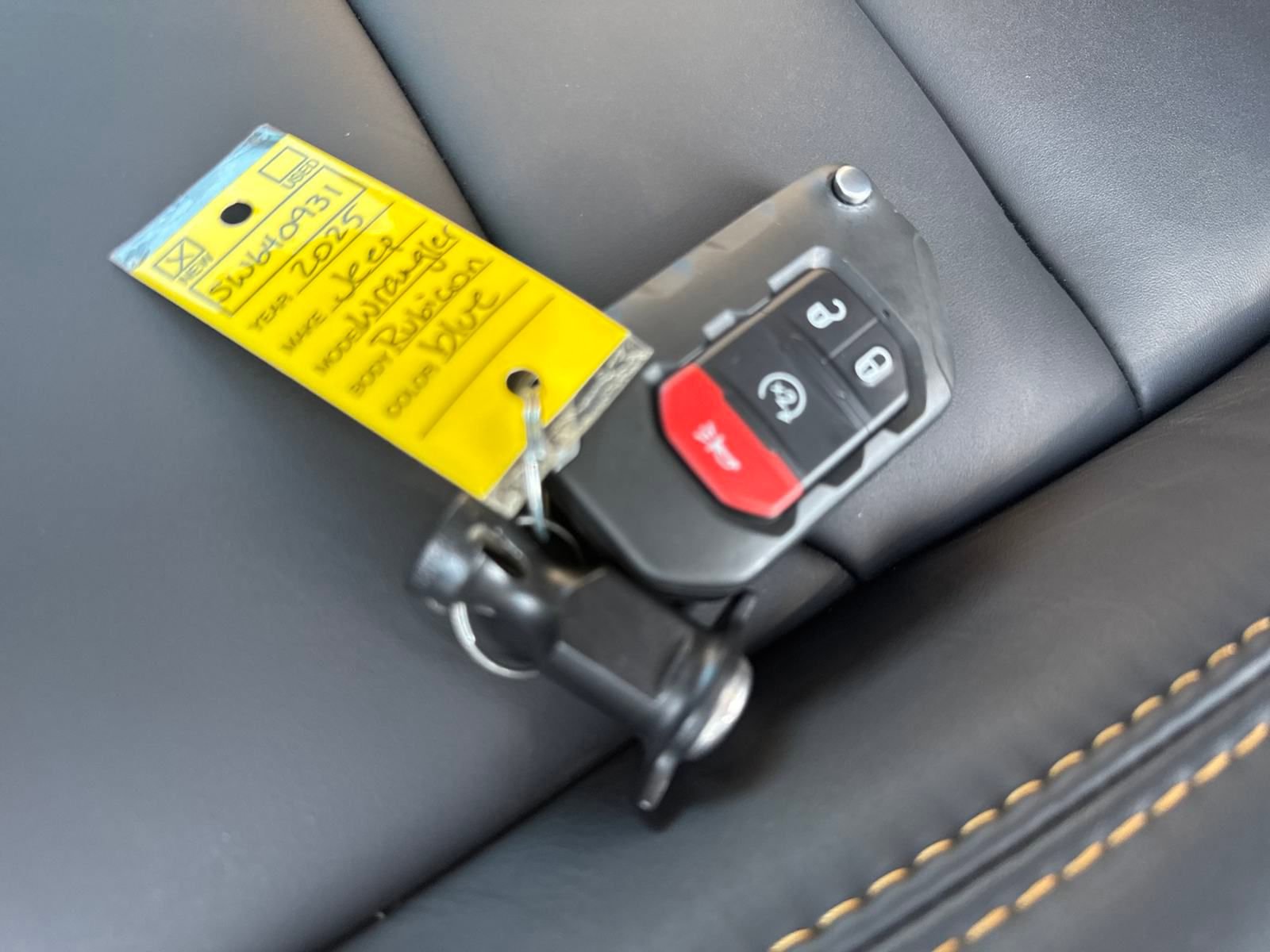 New 2025 Jeep Wrangler Unlimited Rubicon 392 image 29