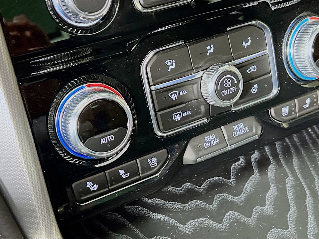 Certified 2024 GMC Yukon Denali w/ Advanced Technology Package AWD/4WD image 19