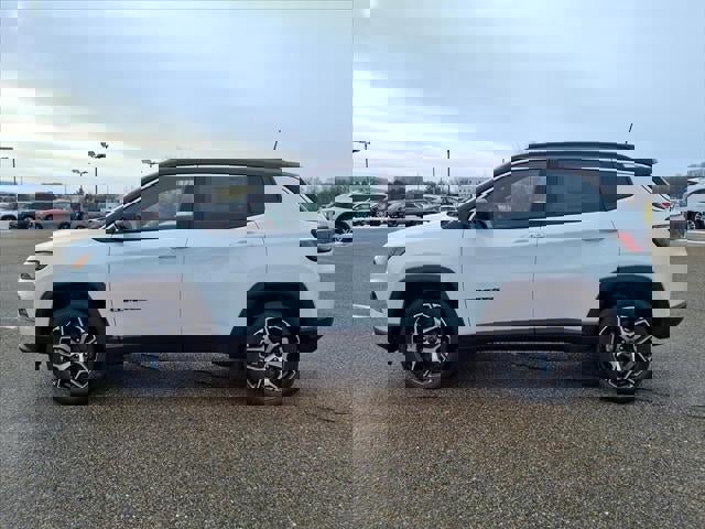 New 2026 Jeep Compass Limited w/ Sun, Sound & Navigation Group image 54