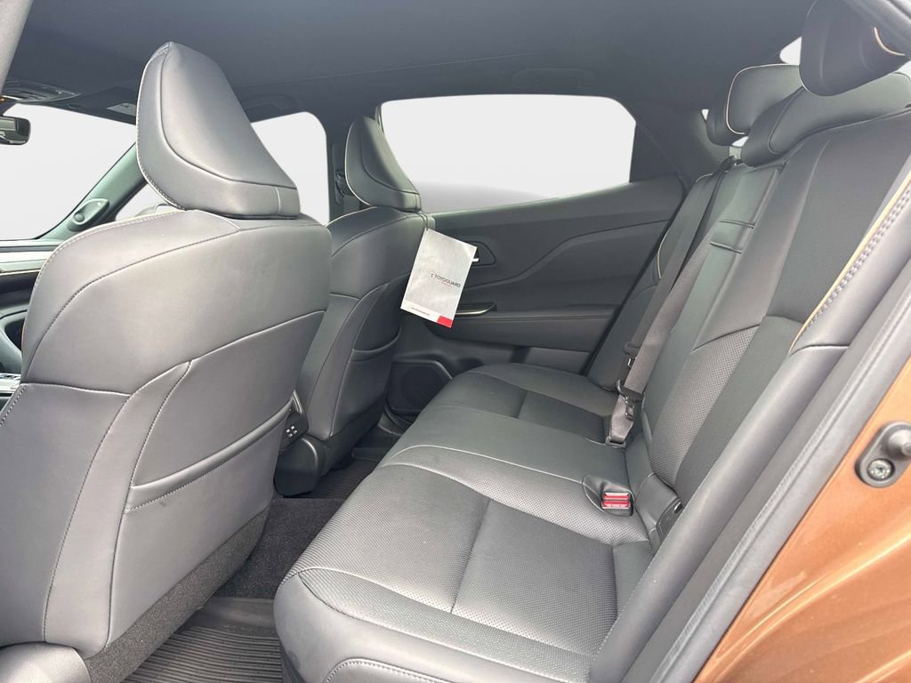 Used 2023 Toyota Crown Platinum image 12