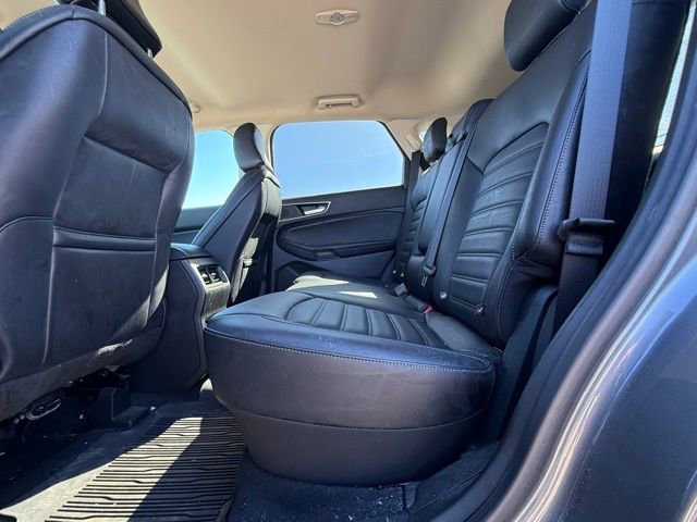 Used 2022 Ford Edge SEL w/ Convenience Package image 28