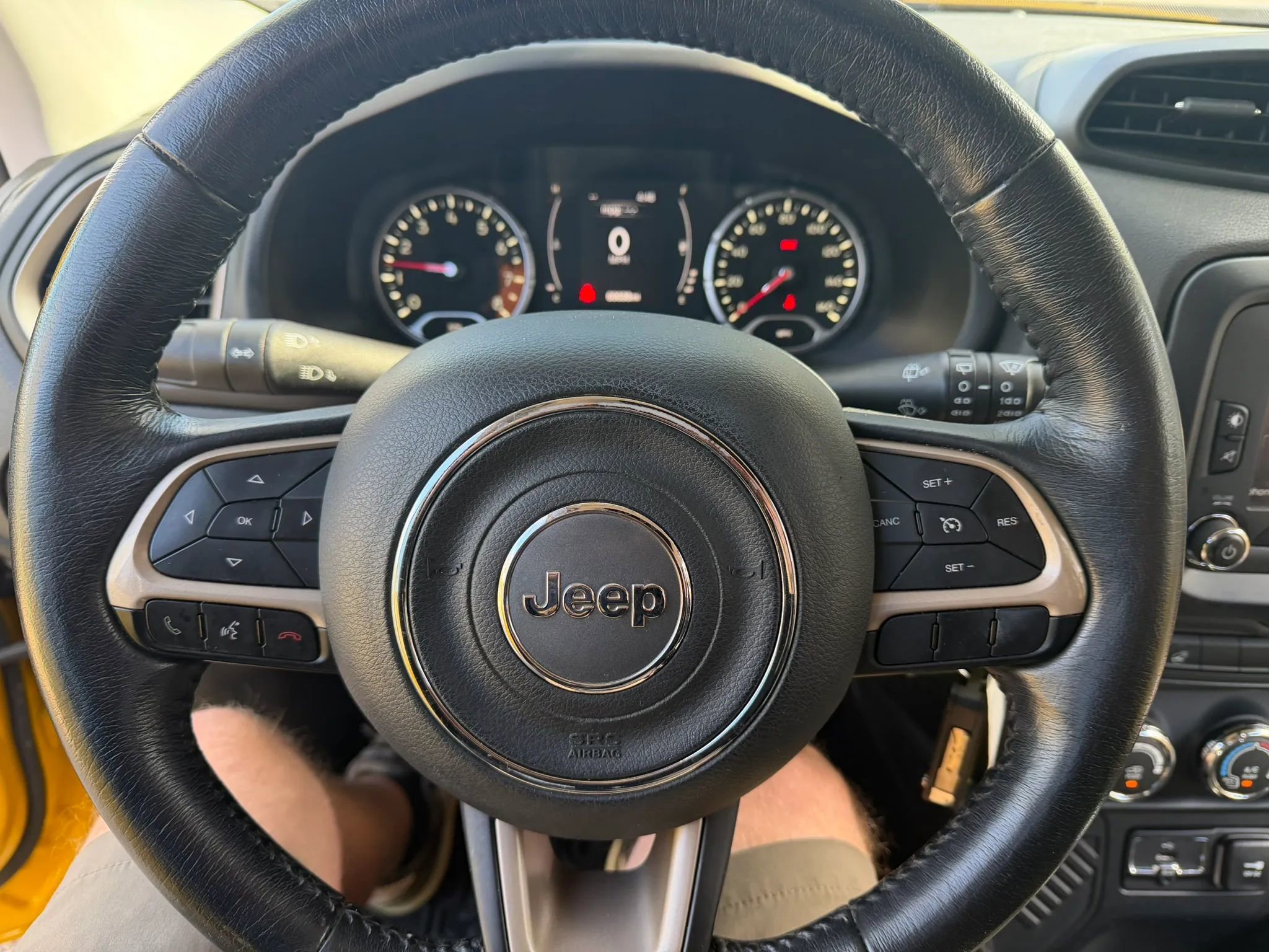 Used 2016 Jeep Renegade Latitude image 16