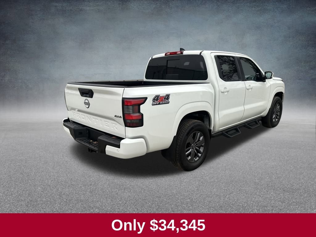 Used 2025 Nissan Frontier SV image 4