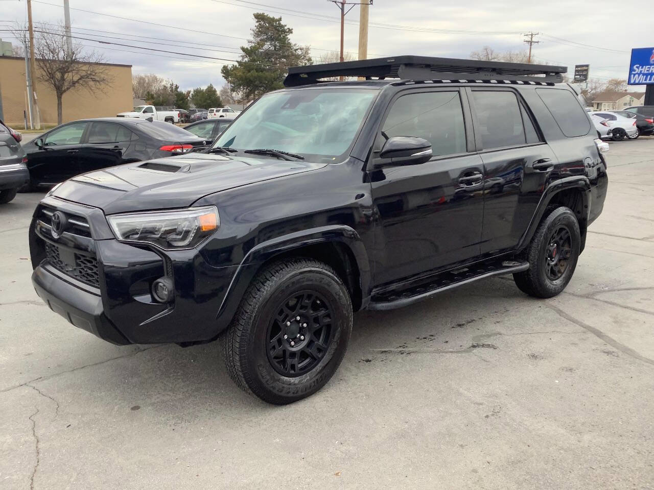 Used 2021 Toyota 4Runner Venture w/ Moonroof Package AWD/4WD image 15