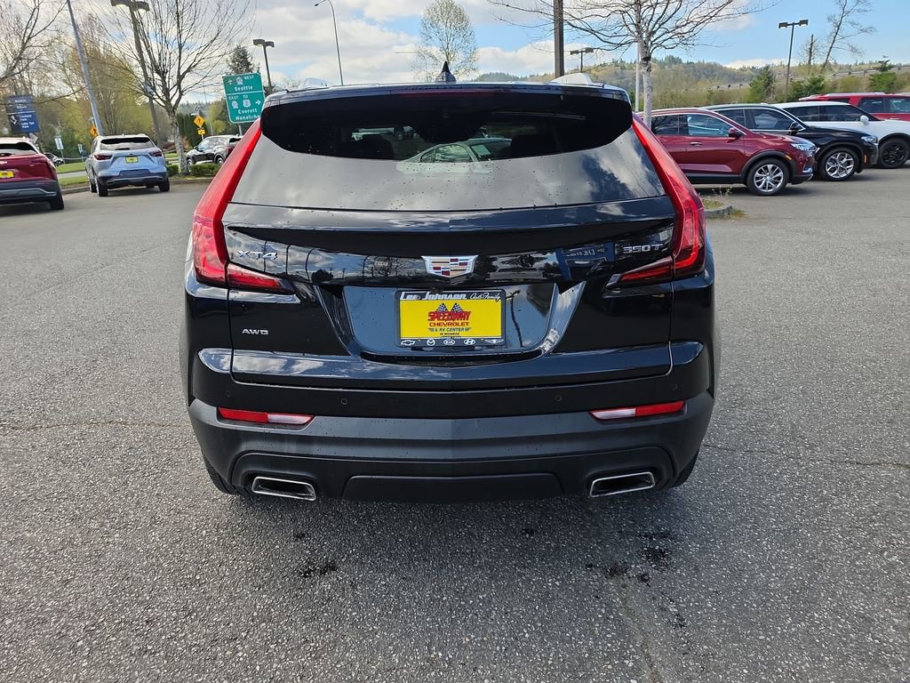 Certified 2021 Cadillac XT4 Luxury w/ Cold Weather Package image 5