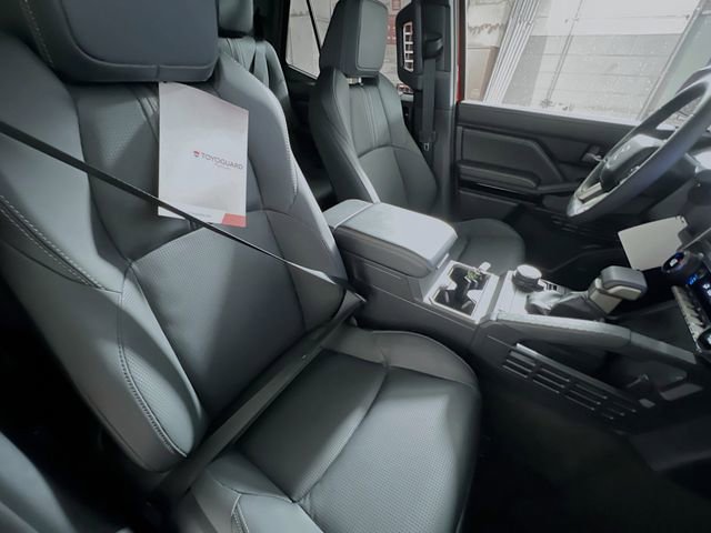 New 2026 Toyota 4Runner Limited AWD/4WD image 28
