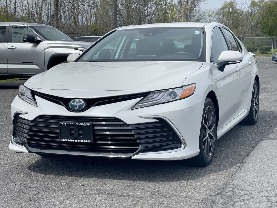 Certified 2021 Toyota Camry XLE FWD image 13
