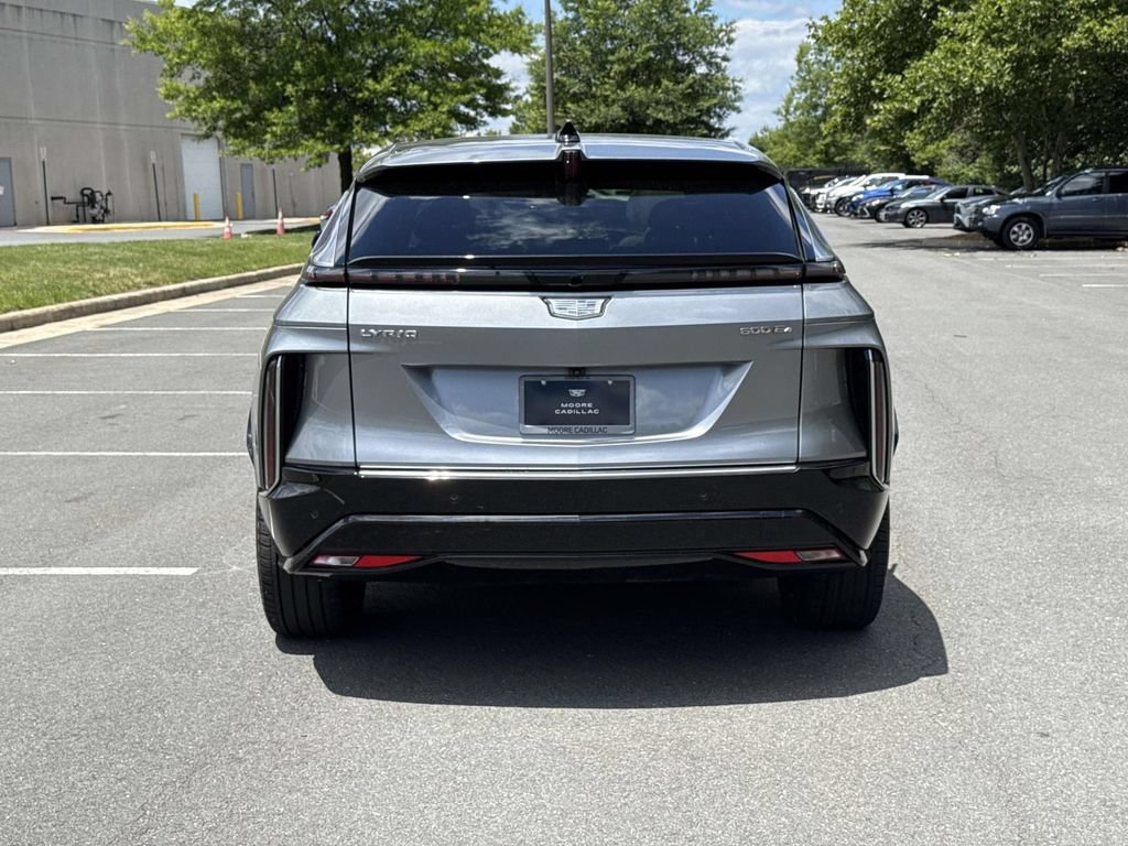 Certified 2024 Cadillac Lyriq Luxury w/ LPO, Floor Liner Package AWD/4WD image 24